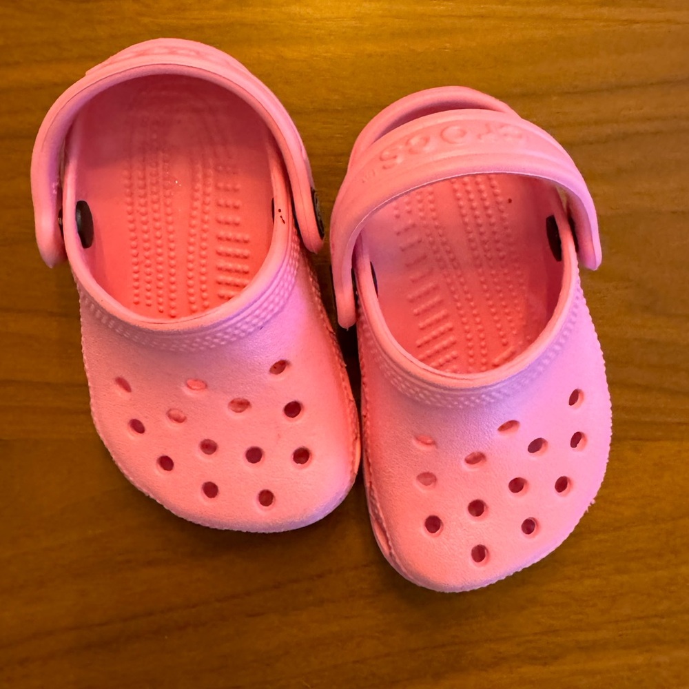 Baby Crocs size 3 in pink